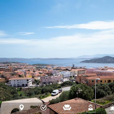 Homey Experience - Central Stay La Maddalena  Zewnętrze zdjęcie