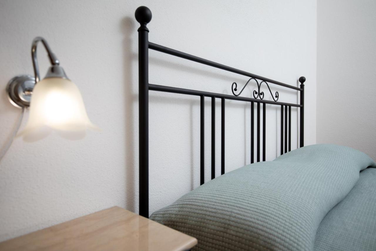 Homey Experience - Central Stay La Maddalena  Zewnętrze zdjęcie